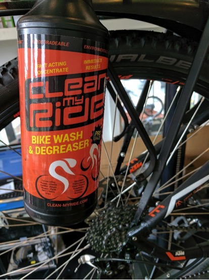 Clean MyRide combined bikewash degreaser is safe on all cycle surfaces whether road bikes, race cycles, mountain bikes MTB or eBikes. Great on drive chains, sprockets and cassettes, paintwork, chrome and plastics. It's non-caustic, non-streak, environmentally friendly and biodegradable.