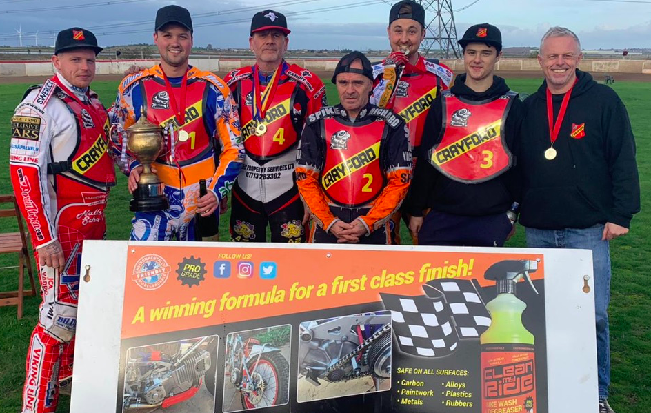 Clean MyRide Combined Bikewash Degreaser sponsors winners of 2019's Summer Sixes Speedway Tournament Crayford Kestrels