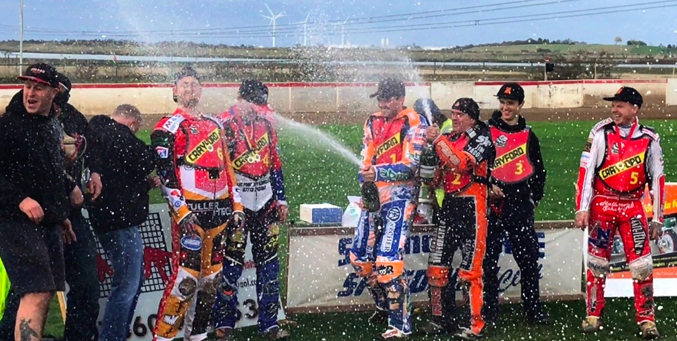 Clean MyRide Combined Bikewash Degreaser sponsors winners of 2019's Summer Sixes Speedway Tournament Crayford Kestrels